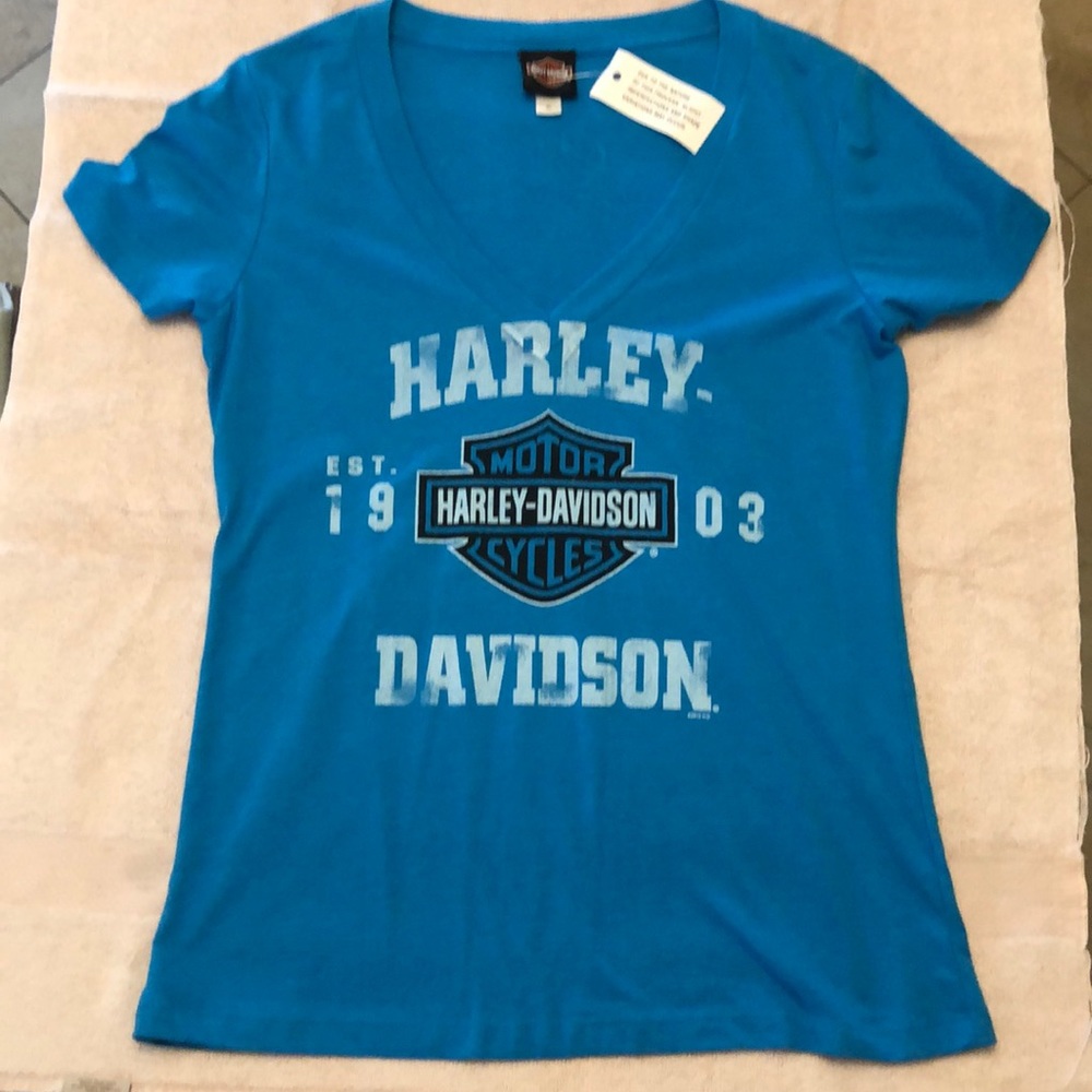 HD ladies T-shirt. Size XL